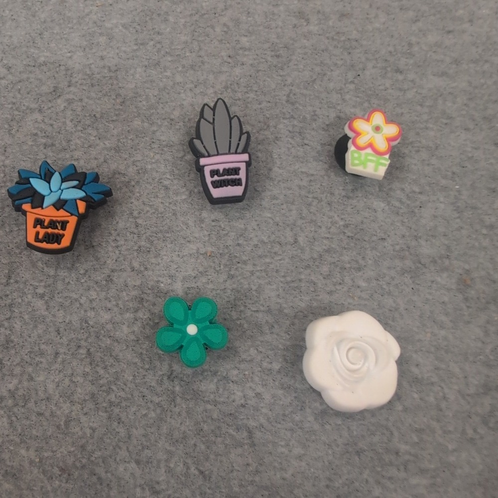 Lot of 5 Plant and Flower Shoe Charms Plant Lady Plant Witch Floral Clog Decor - Picture 1 of 1